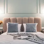 Old Town Oasis - Bespoke *
