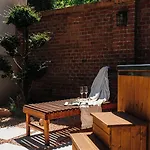 Old Town Oasis - Bespoke Apartman Krakkó