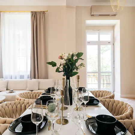 Appartamento Old Town Oasis - Loftaffair *