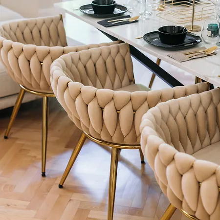 Old Town Oasis - Bespoke