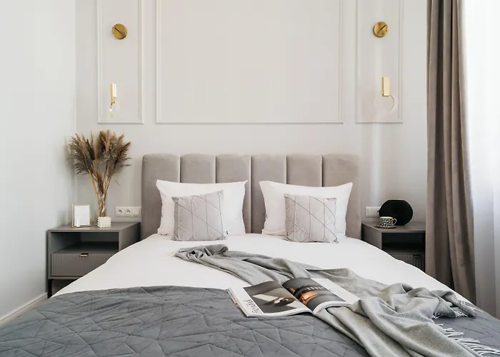 Old Town Oasis - Bespoke Апартаменты *