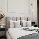 Old Town Oasis - Bespoke