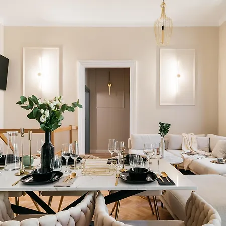 Old Town Oasis - Bespoke Apartments *