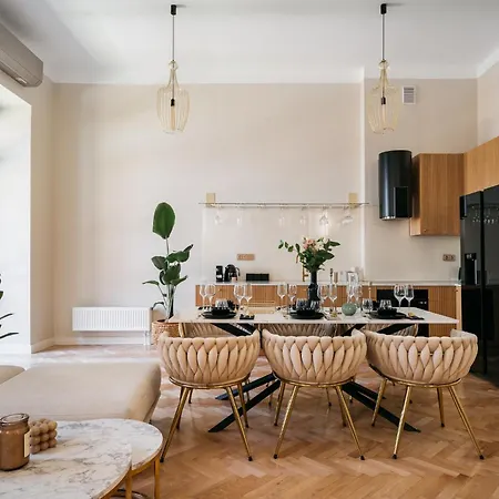 Appartement Old Town Oasis - Bespoke